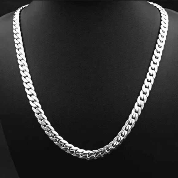 boutique Other - 925 sterling silver necklace